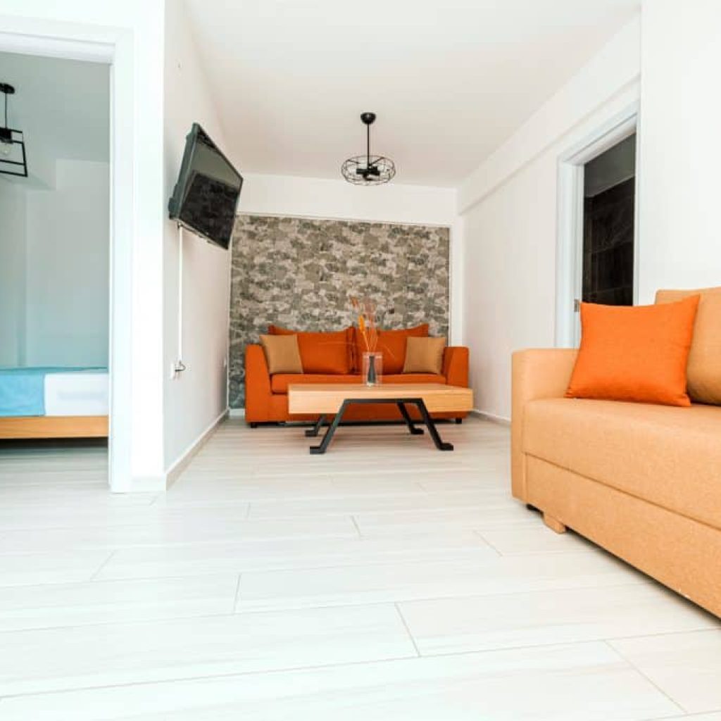 Design Suites Efharis Syrah oloklhrwmenh anesh